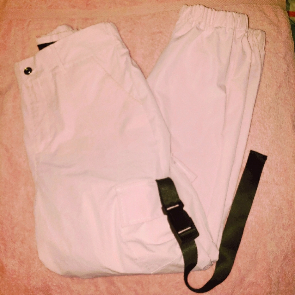 Pink cargo pants